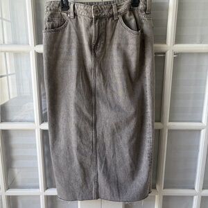 H&M Gray Maxi Skirt